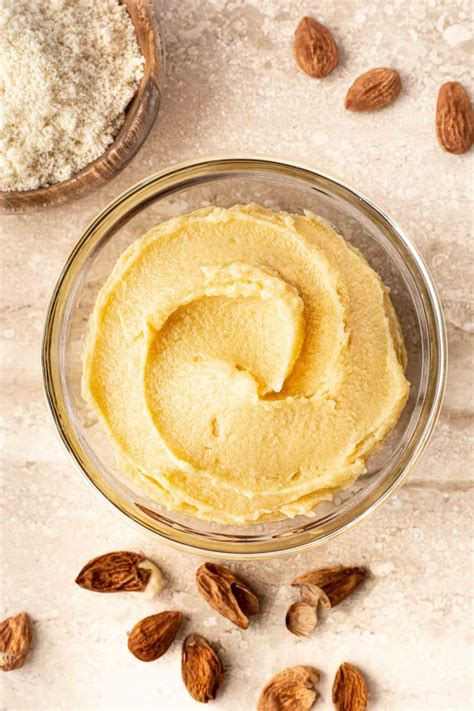 Préparation de la crème d'amande