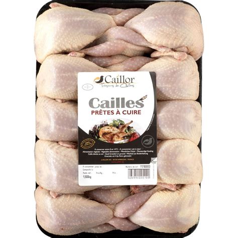 Assortiment de poires coupées et prêtes à cuire