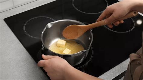 Casserole avec beurre noisette