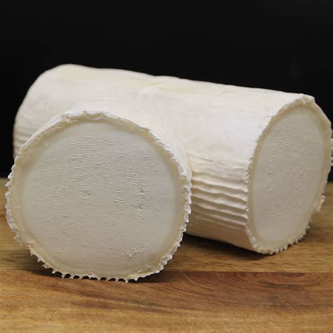 Bûche de chèvre coupée
