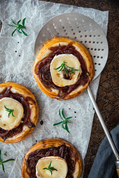 tartelettes oignons caramélisés et chèvre