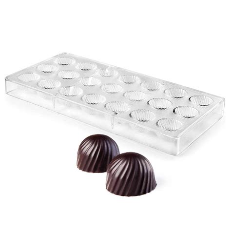 Moule à chocolat en forme de demi-sphère