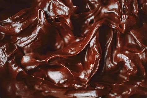 Préparation de ganache montée au chocolat