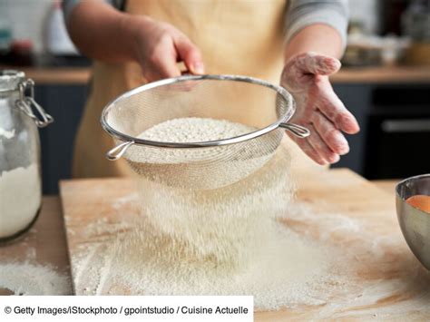 ustensiles de cuisine pour tamiser la farine