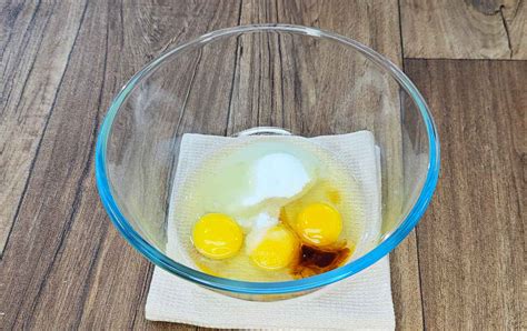 Bain-marie pour monter les œufs et le sucre