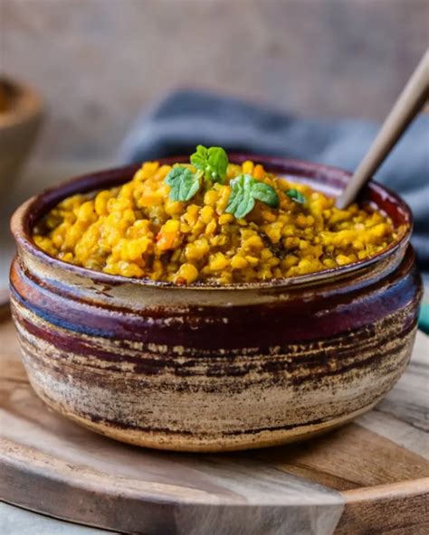 Thermomix avec des ingrédients pour le dhal