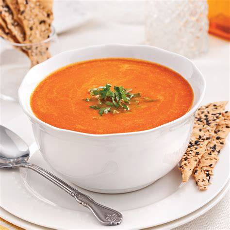 Velouté de poivrons rouges avec garnitures
