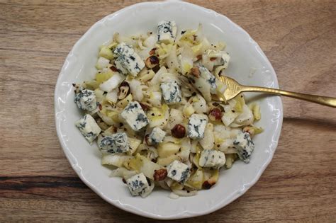 Tartelette aux endives et au bleu prête à être dégustée