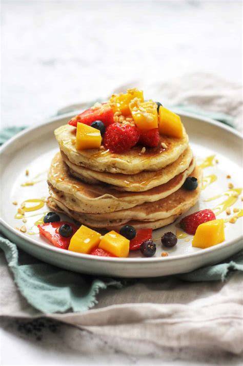presentation_pancakes_fruits