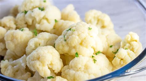 Plat de chou-fleur cuit au micro-ondes