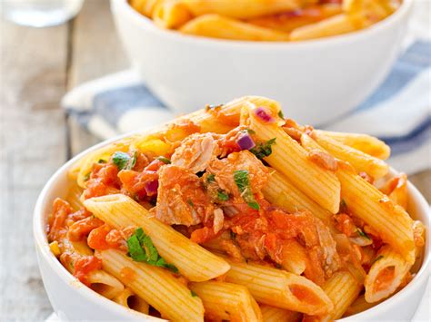 Ingrédients pour une recette de thon et pâtes