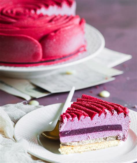 Entremets aux fruits rouges