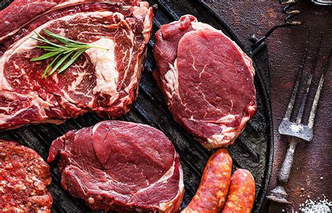 Viande de veau crue préparée pour la congélation
