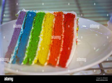 gâteaux arc-en-ciel présentation coupe