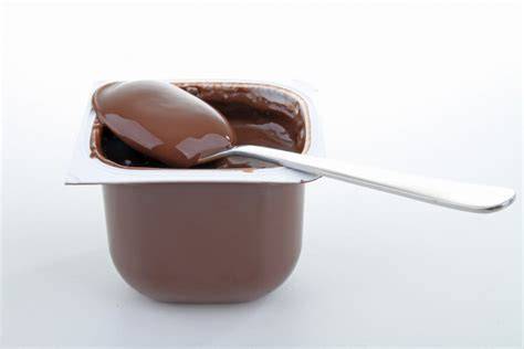 Infographie: étapes clés pour réussir un yaourt au chocolat maison