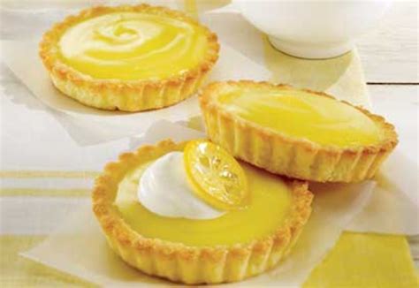 tartelettes au citron garnies de confit et crème citron