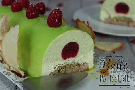 Bûche bavarois framboise citron pistache