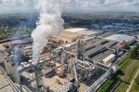 Vue d'une usine de fabrication de cocottes en fonte