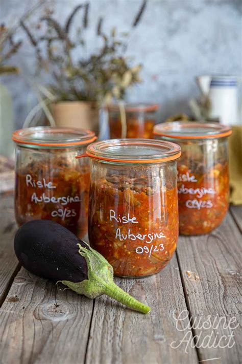 Aubergines coupées en dés avec une sauce japonaise