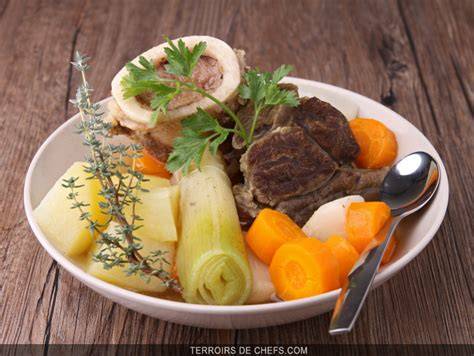 illustration bouillon pot-au-feu langue