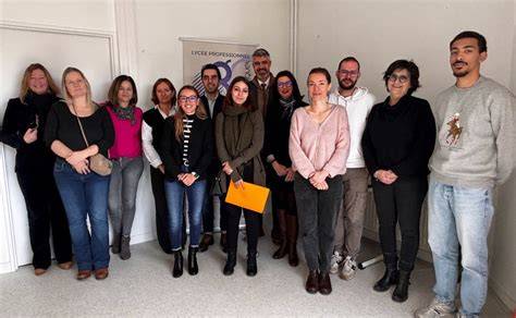 Insignes et ressources pédagogiques du lycée Amédée Gasquet