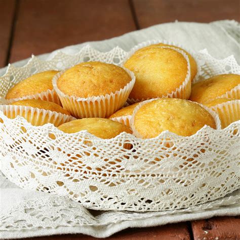 Muffins à la vanille fraîchement sortis du four