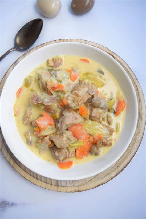 Infographie: Schéma de cuisson et assemblage de la sauce blanquette au Cookeo