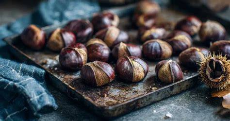 Photo de châtaignes prêtes à être cuisinées au four