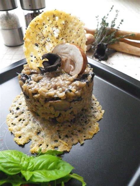 Graines de pavot et tuiles de parmesan