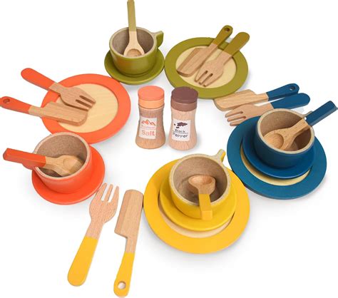 Ustensiles de cuisine en bambou et vaisselle colorée pour enfant