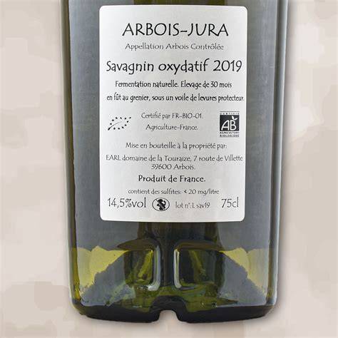 Infographie: cycle de vie du Vin Jaune (Savagnin, voile, élevage en fûts, percée)