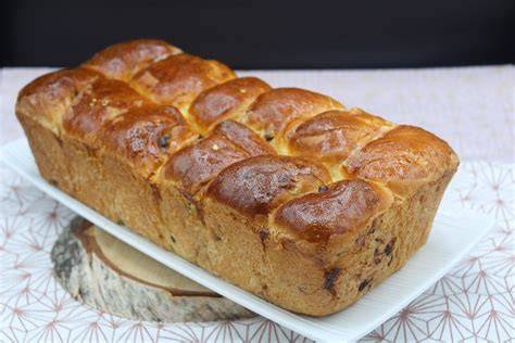 brioche moelleuse avec raisins et chocolat