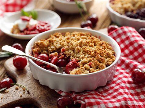 crumble cerises fraises croquant amandes