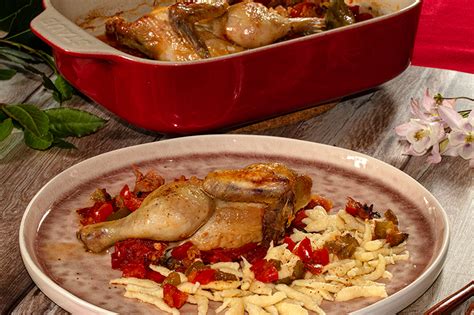 Coquelet doré dans une cocotte Cookeo avec légumes et champignons