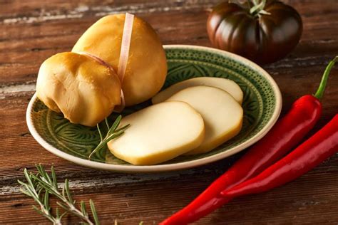 Balle de mozzarella fumée