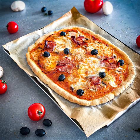 Pizza sans gluten avec texture croustillante