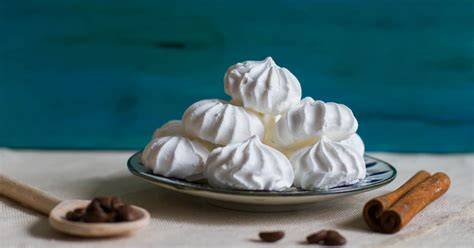 meringue suisse décorations et mini meringues