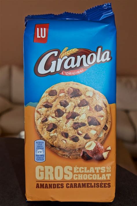 Illustration d’emballage Granola LU avec deux cookies et éclats de chocolat