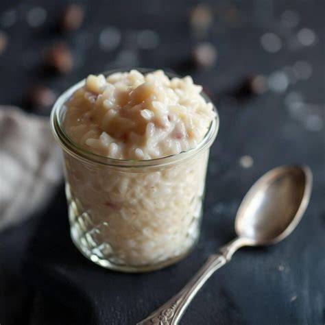 illustration riz au lait vanillé et chocolat
