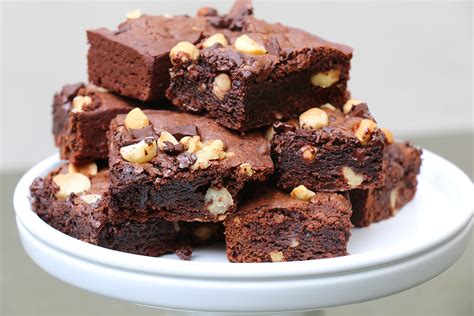 Un assortiment de brownies au chocolat aux différentes textures