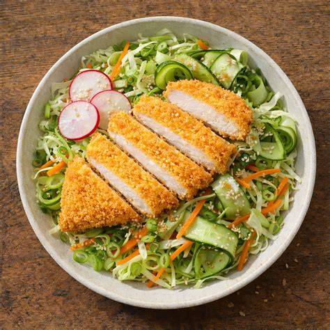 Image: Bol de poulet katsu et salade