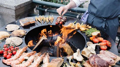 Schéma de cuisson au brasero OFYR et organisation d’un service traiteur