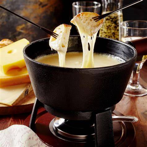 fondue-savoyarde-chaud caquelon et pain