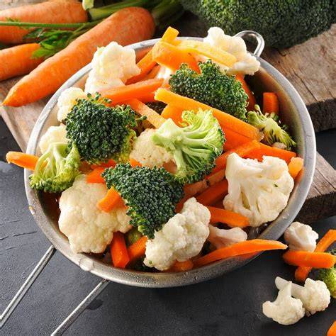 légumes vapeur variés prêts à servir