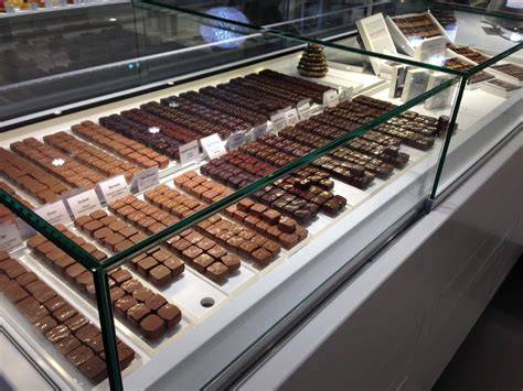 vitrine chocolat alpin dinard
