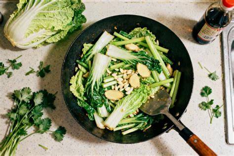 image de chou chinois sauté au wok