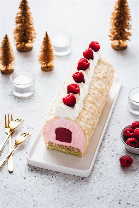 image de bûche mousse framboise insert chocolat