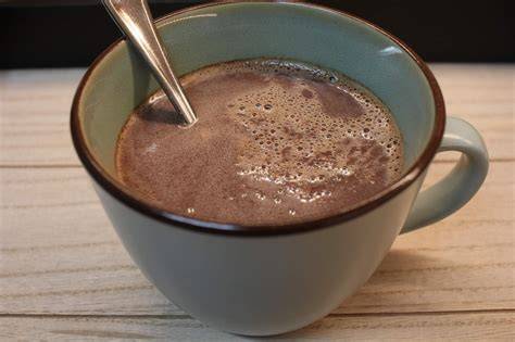 bol de chocolat chaud fumant préparé au Thermomix