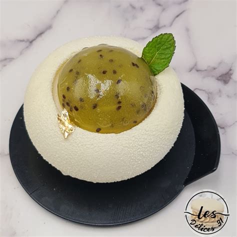 Entremet pomme-kiwi fini et décoré