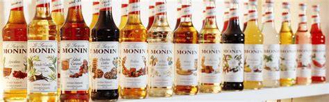 Infographie: chaînes d'extraction et palette de saveurs Monin